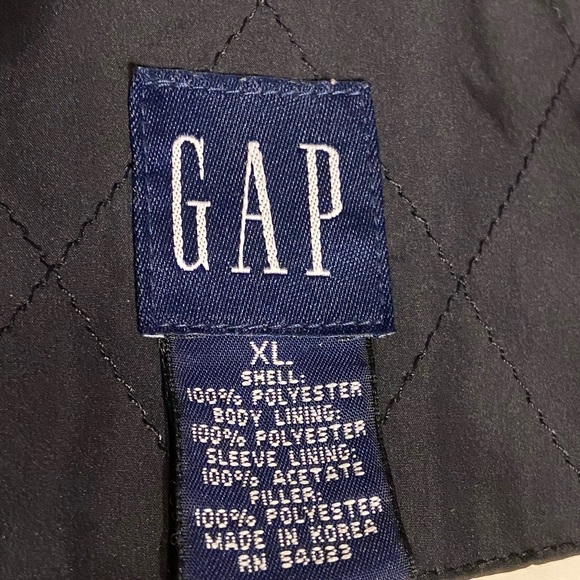 GAP Women's Cream Quilted Puffer coat - Picture 7 of 7